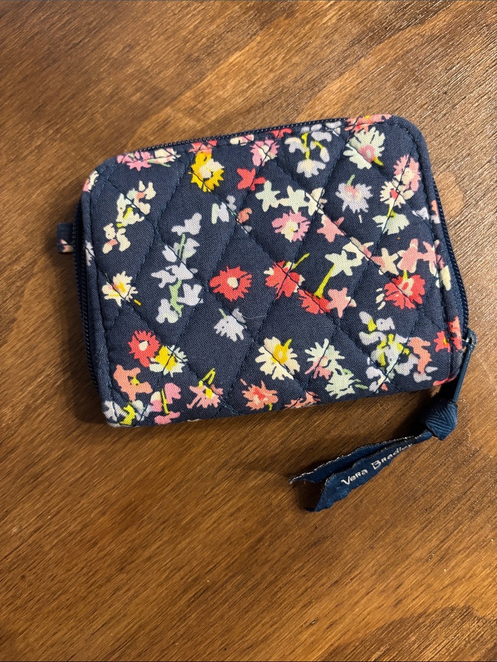 Vera Bradley Navy Floral Quilted Zip Wallet Card Holder Badge Holder